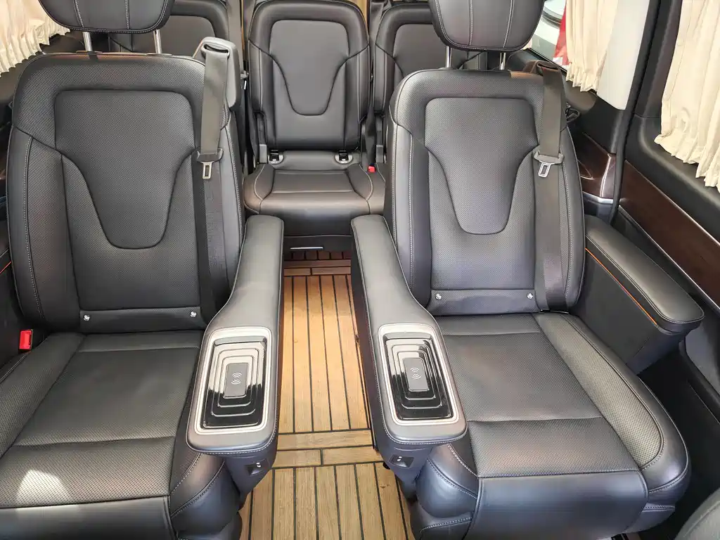 MERCEDES-BENZ V CLASS