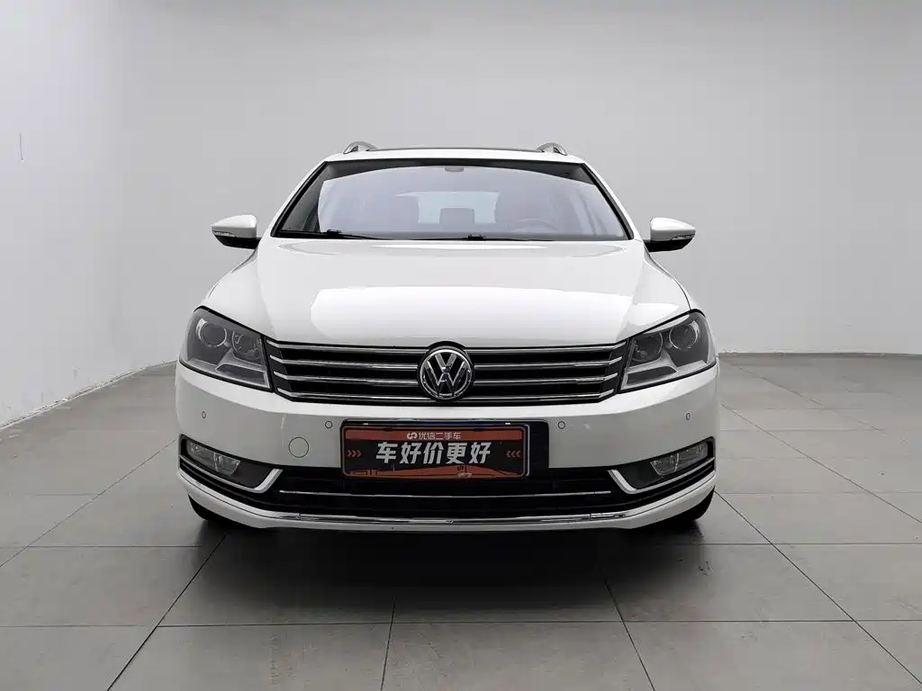 Volkswagen Magotan (Import) — миниатюра 3