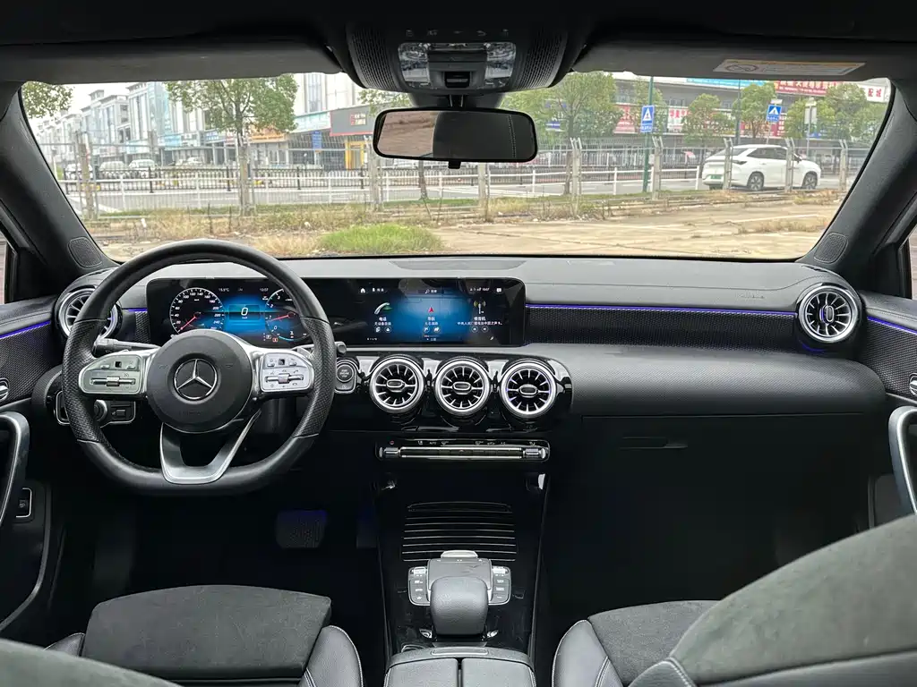 MERCEDES-BENZ A CLASS