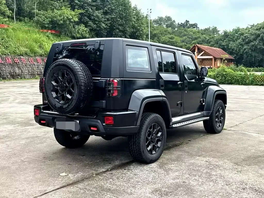 BAIC BJ40 2024 2.0D