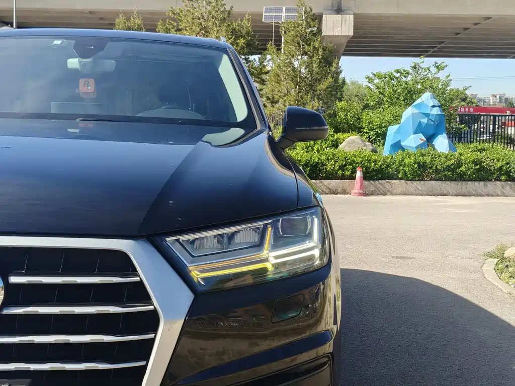Audi Q7 2016 40 TFSI S line Sport