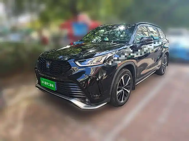 Toyota Crown Kluger