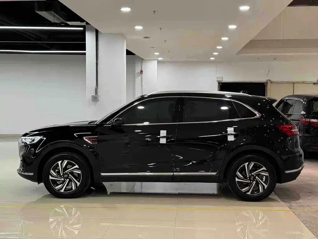 Hongqi HS5 2022 2.0T