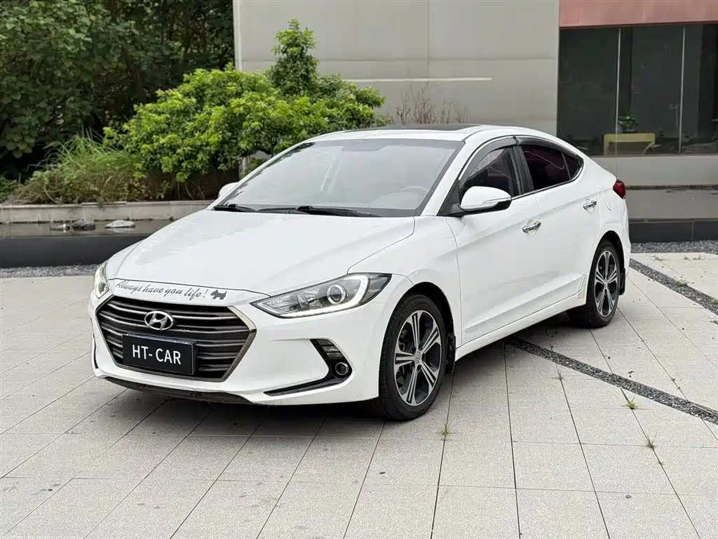 Hyundai Elantra 2019