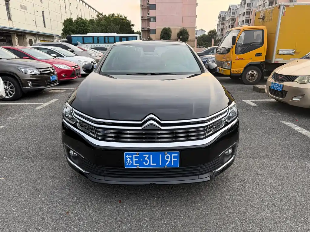 Citroen C6 — миниатюра 2