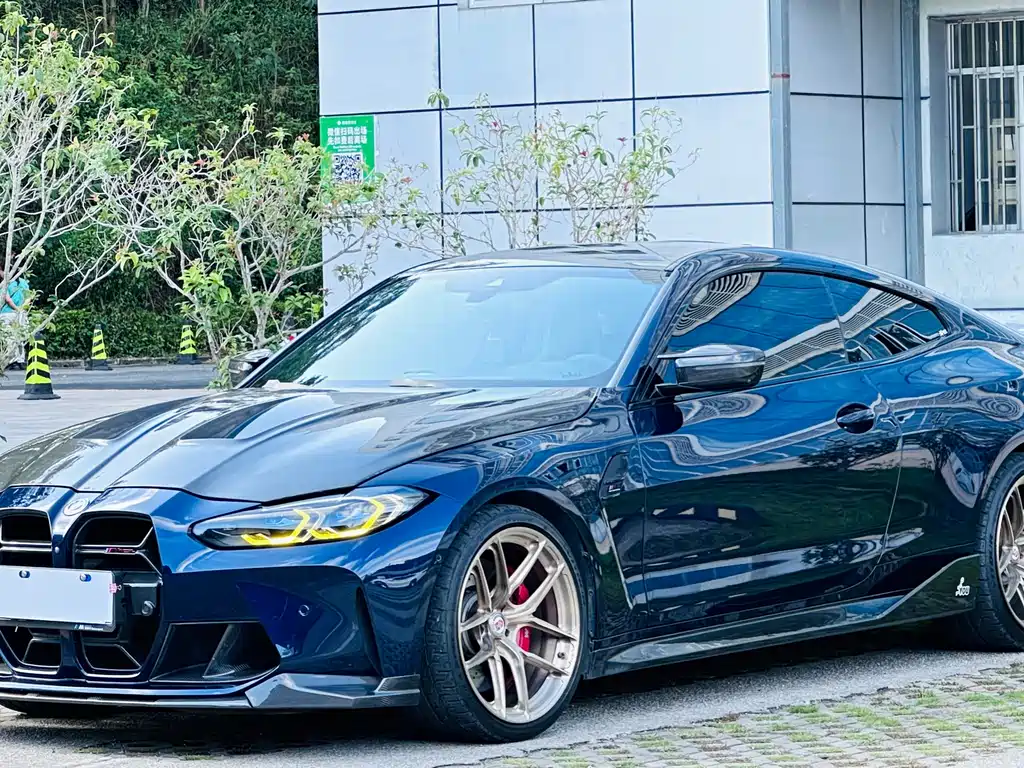 BMW M4