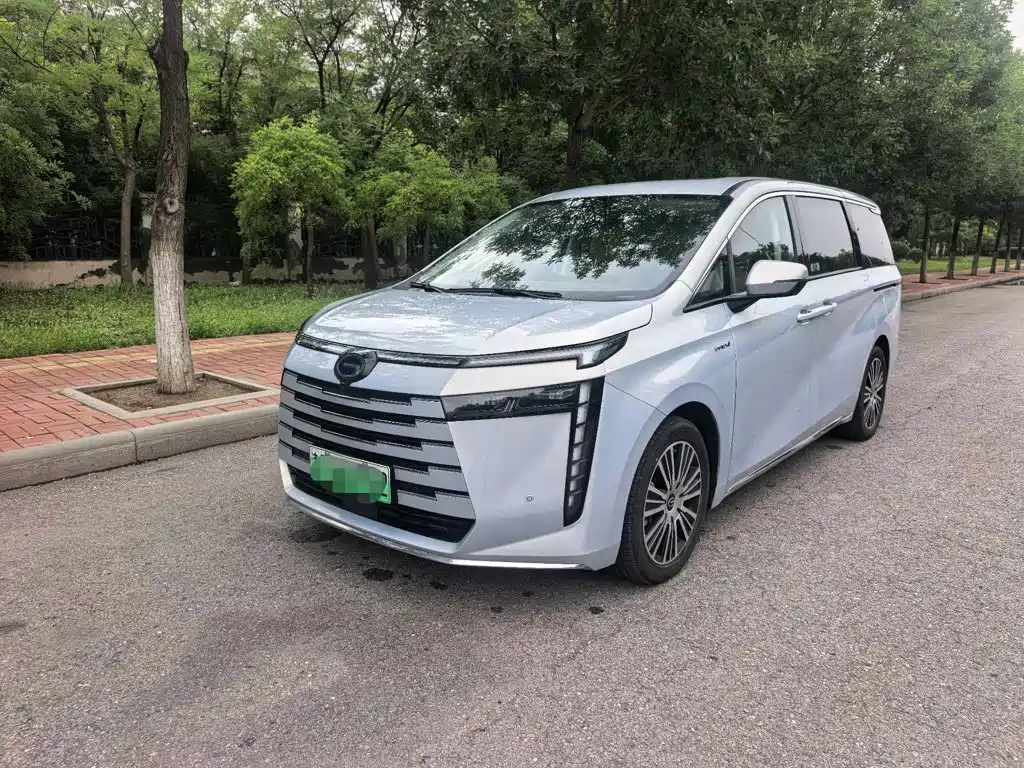 GAC Motor 传祺E8 PHEV