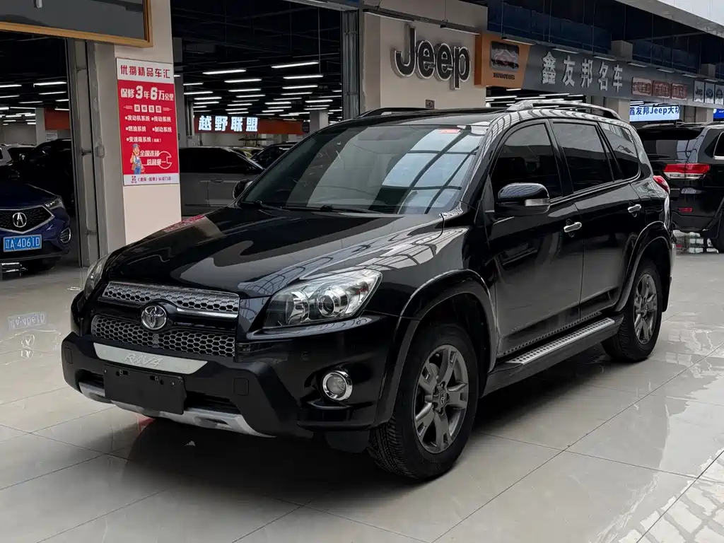 Toyota RAV4 2013
