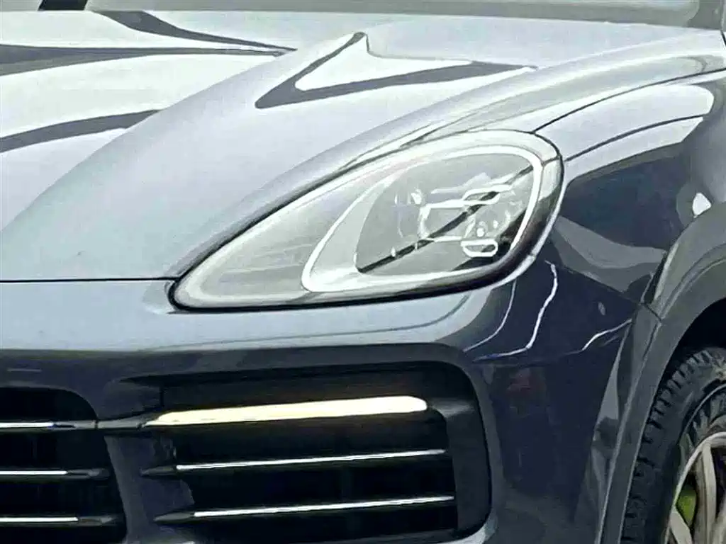 PORSCHE CAYENNE NEW ENERGY