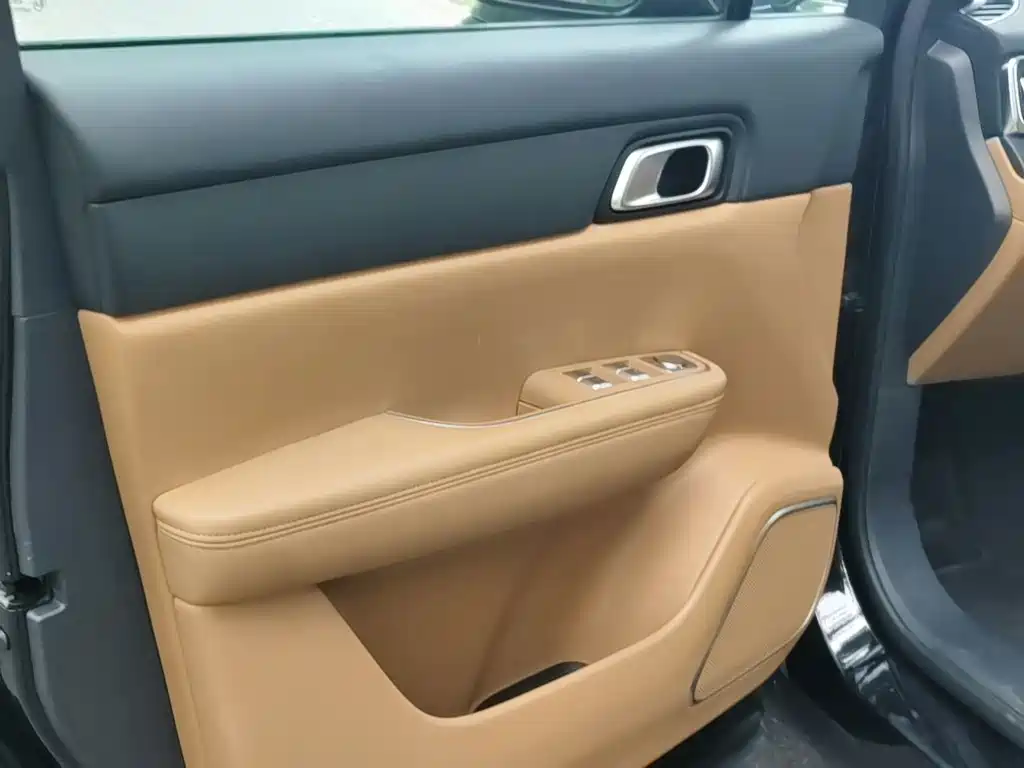 Li Auto ONE 2021 6 мест