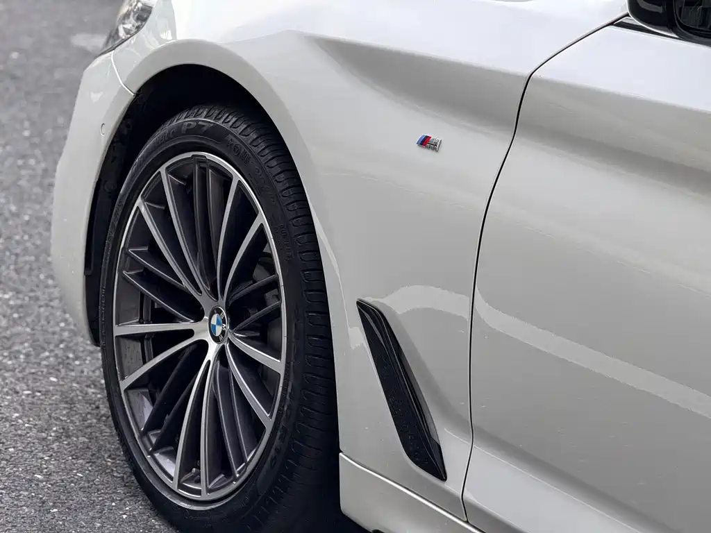 BMW 5 Series — фотографии объявления, Фото 29