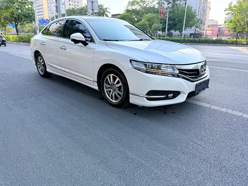 Honda Spirior — миниатюра 3