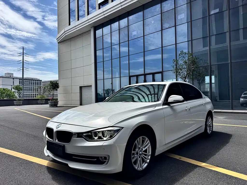 BMW 3 Series 2013