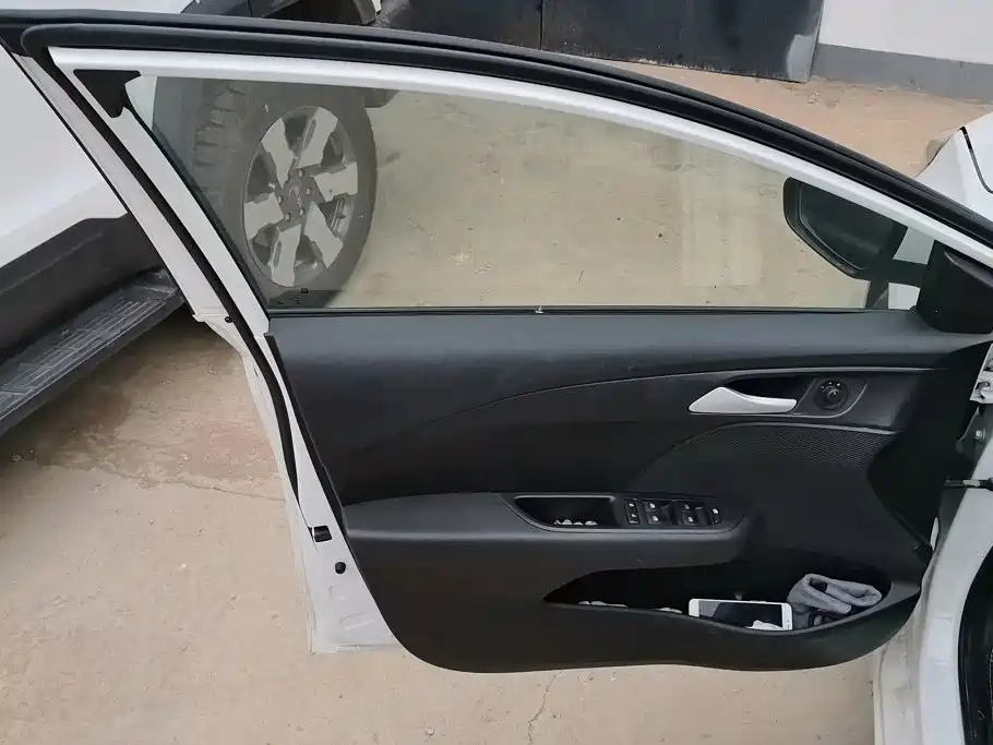 Chevrolet Cavalier — миниатюра 7