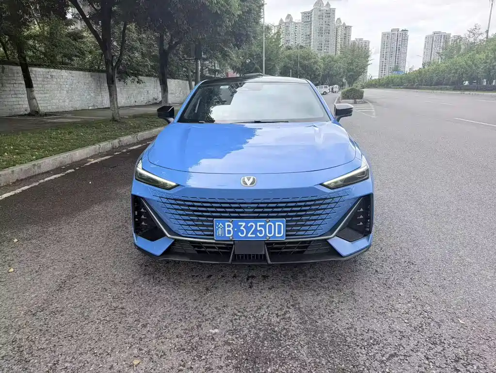 Changan UNI-V 2023