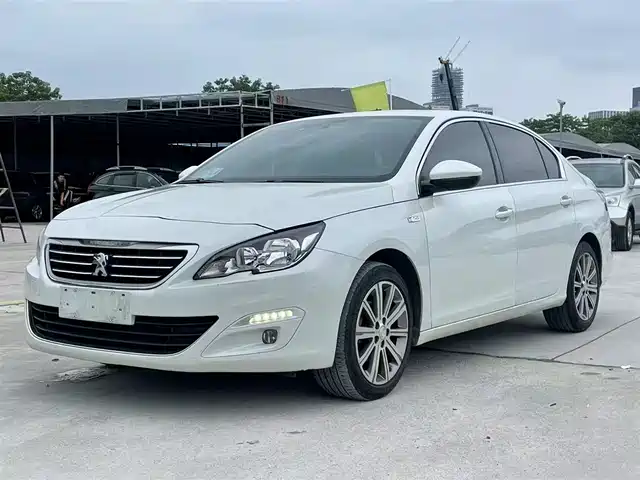 PEUGEOT 408 2016