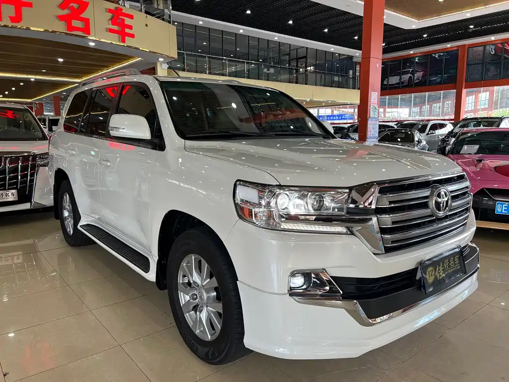 Toyota Land Cruiser — миниатюра 3