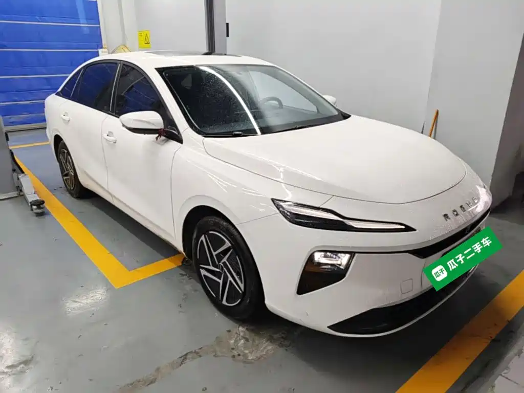 Roewe D6 — миниатюра 4