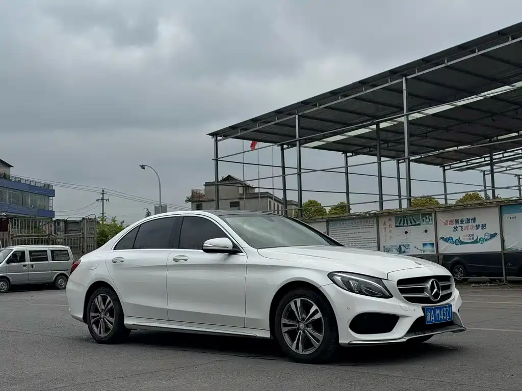 Mercedes-Benz C-Class 2017