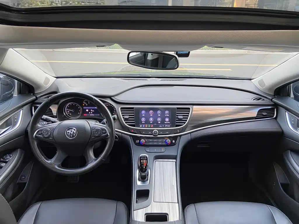 Buick LaCrosse — миниатюра 11