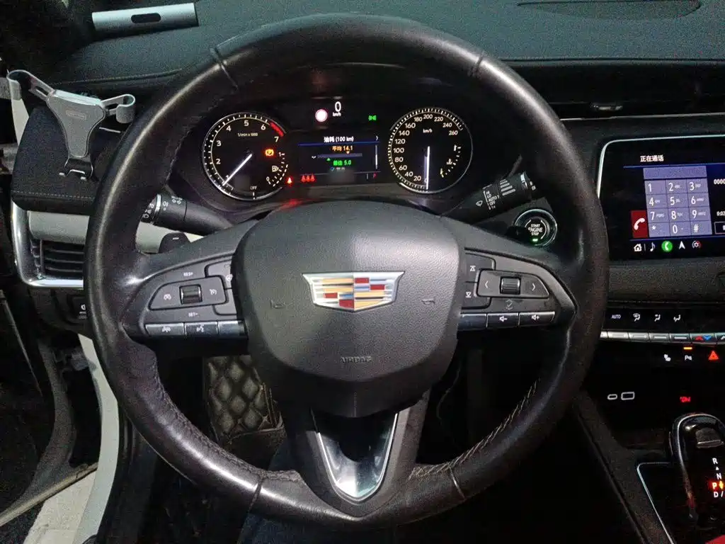 Cadillac XT4 — миниатюра 11