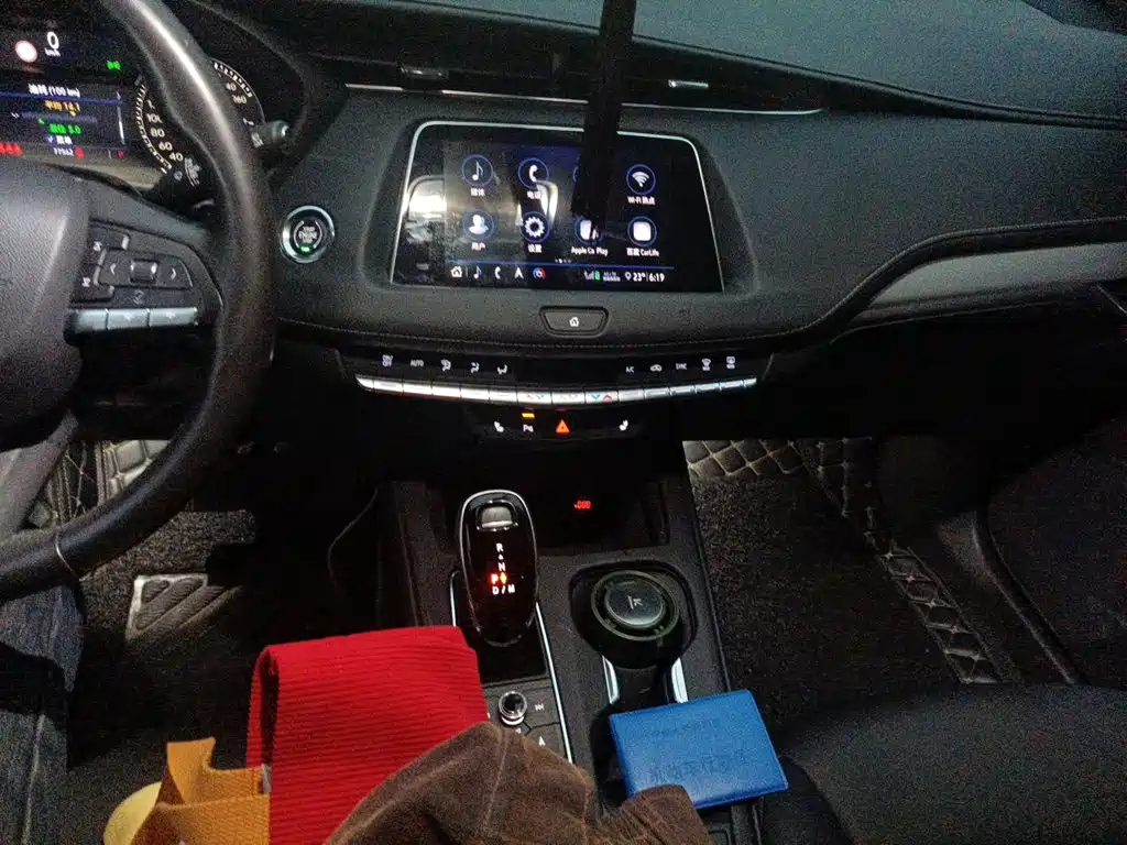 Cadillac XT4 — миниатюра 14