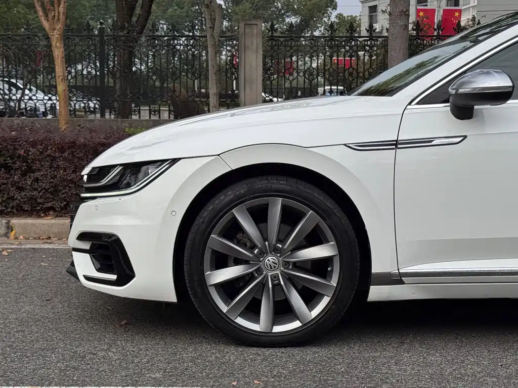 Volkswagen CC — миниатюра 3
