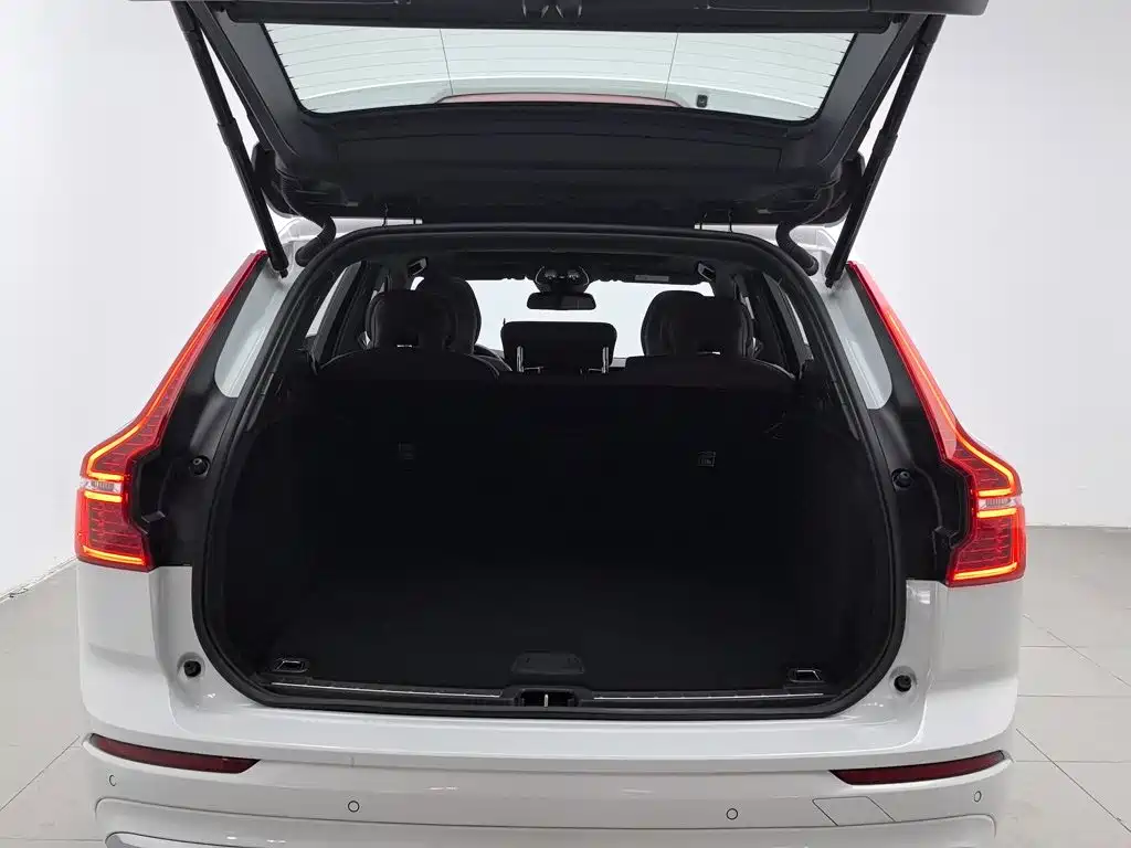 Volvo XC60 — миниатюра 16