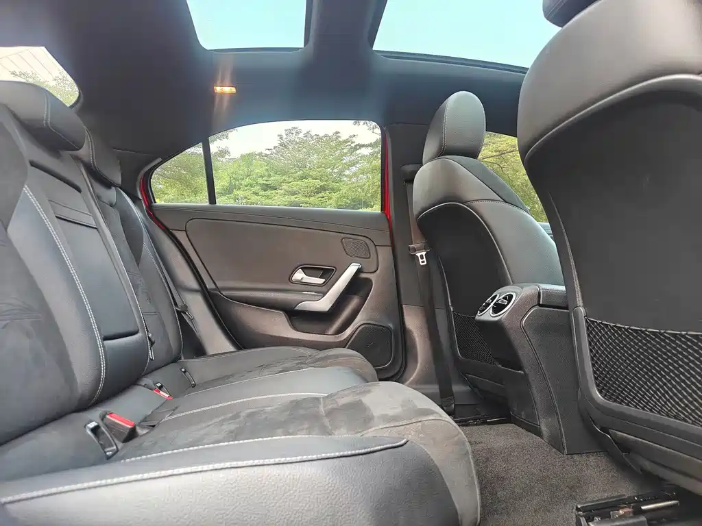 Mercedes-Benz A-Class — миниатюра 16