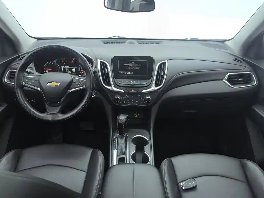 Chevrolet Equinox — миниатюра 12