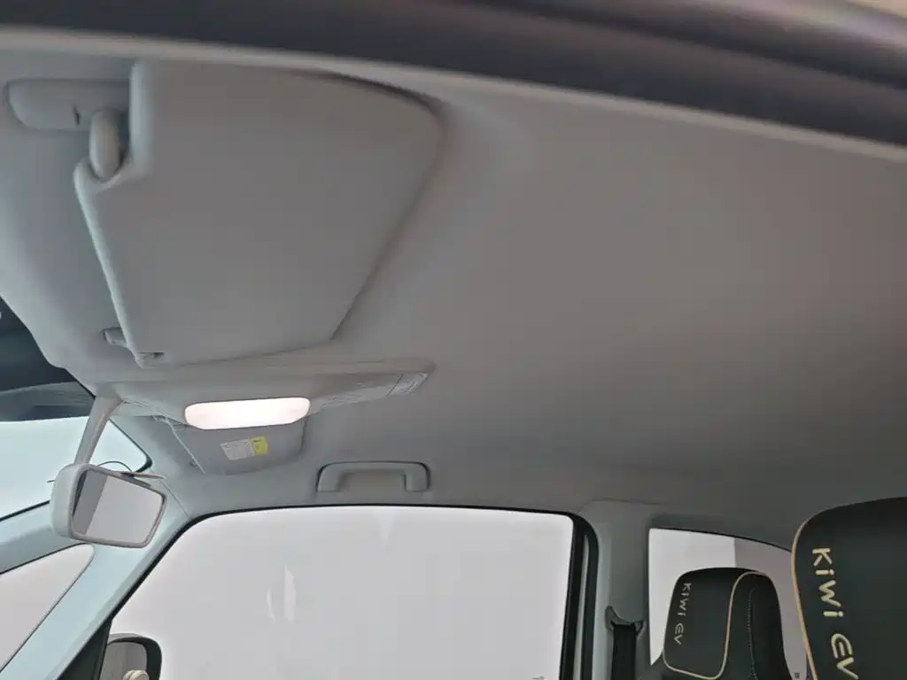 Baojun KiWi EV — миниатюра 18