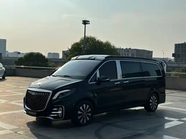 MERCEDES-BENZ VITO 2024