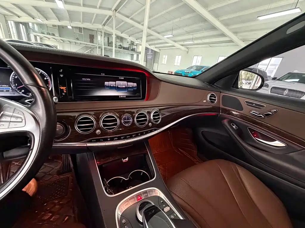 Mercedes-Benz S-Class — миниатюра 9