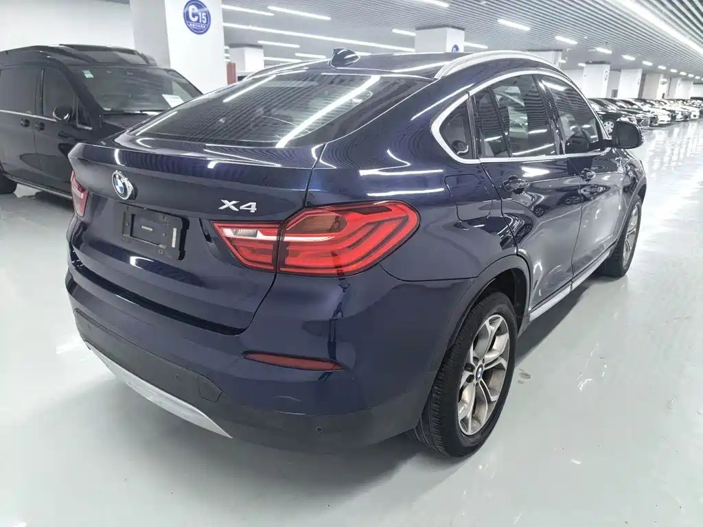 BMW X4 — миниатюра 9