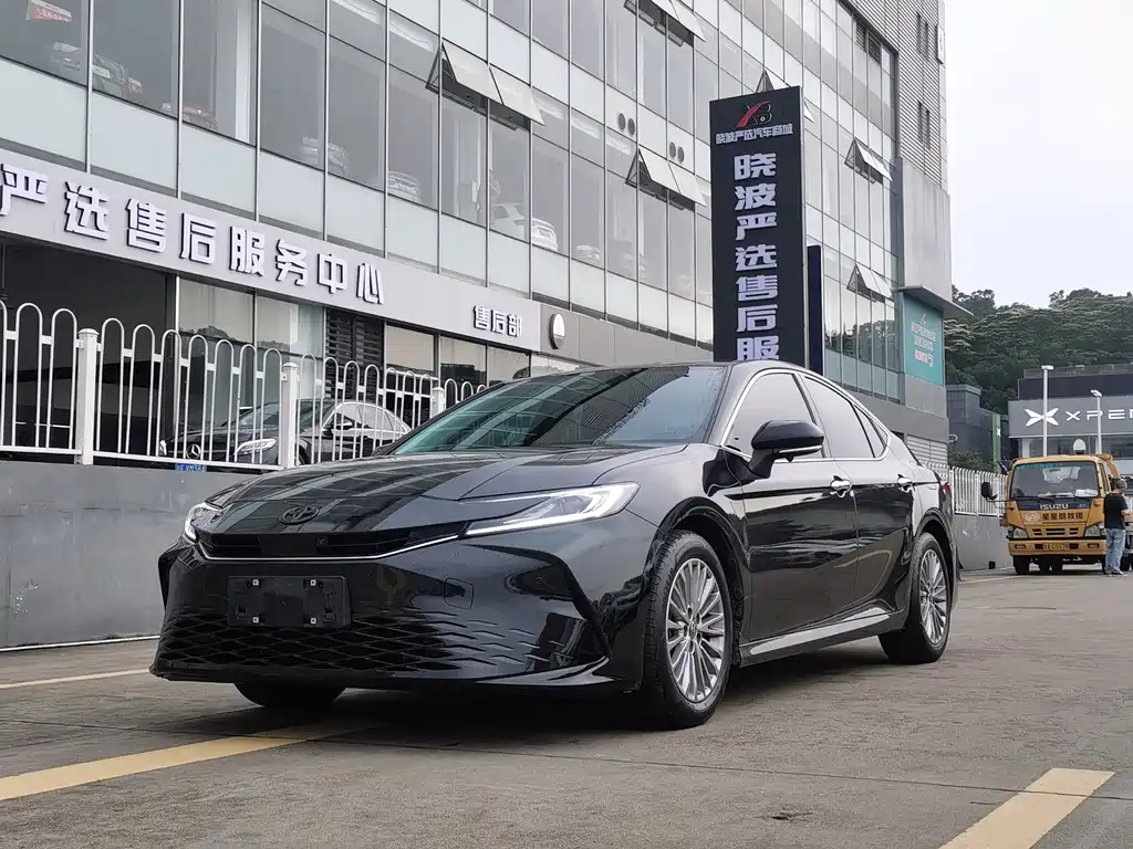 Toyota Camry 2024