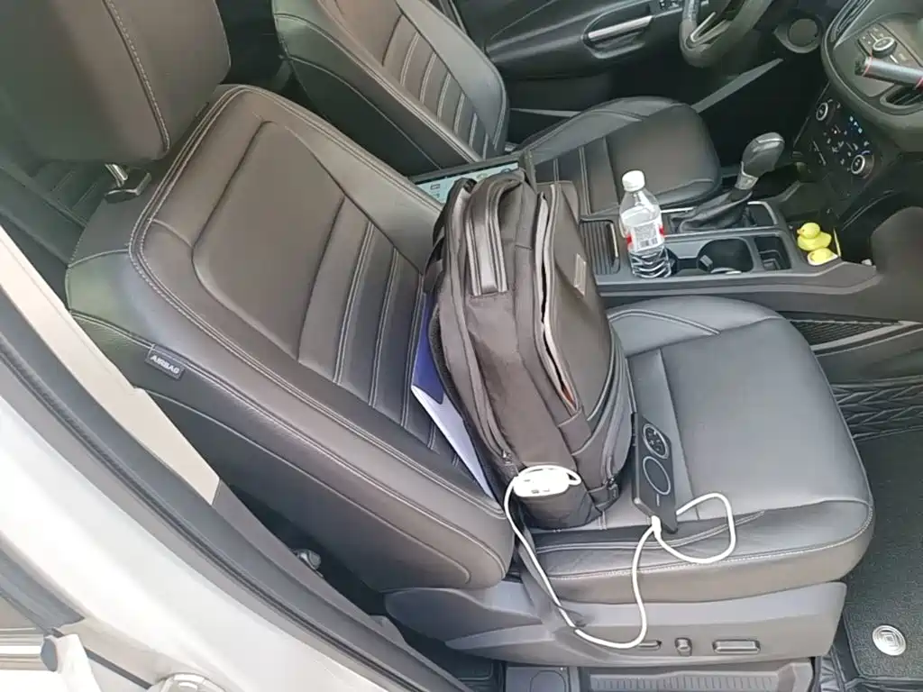 Ford Kuga — миниатюра 25