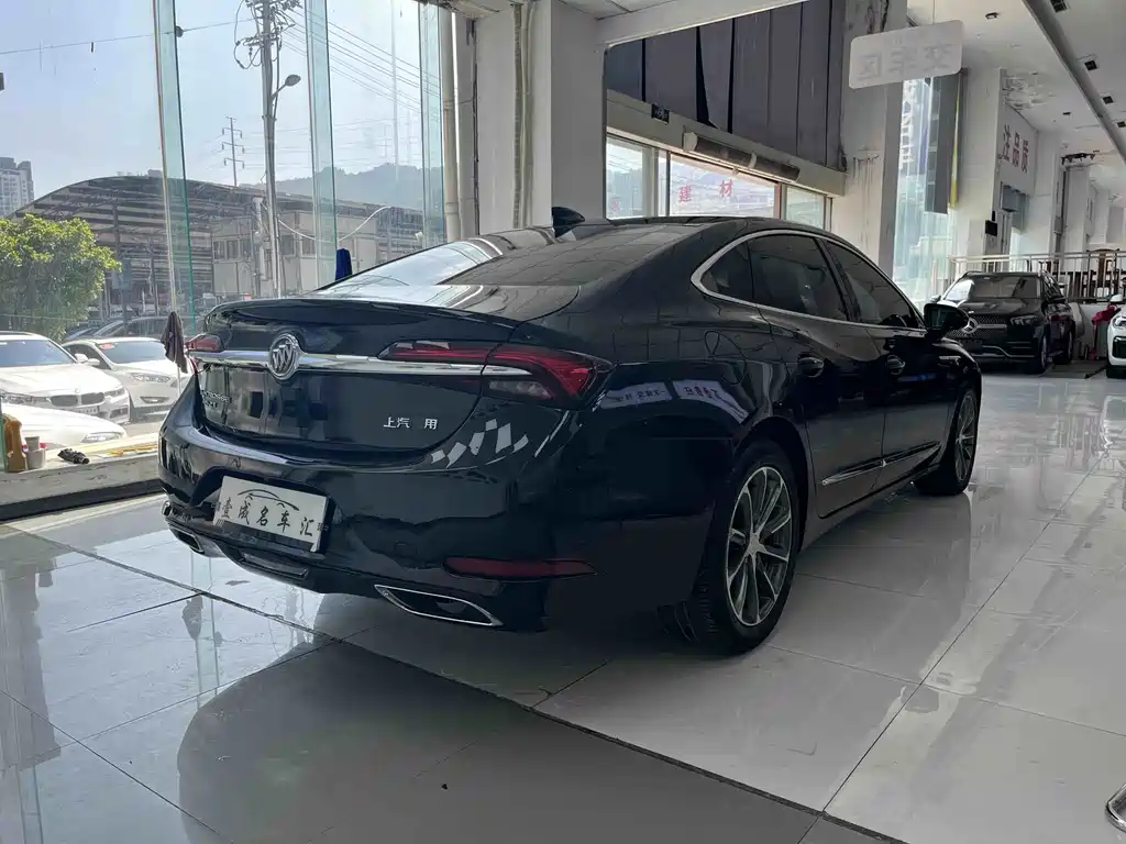 Buick LaCrosse — миниатюра 7