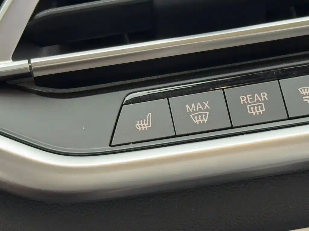 BMW X5 New Energy (Import) — миниатюра 16