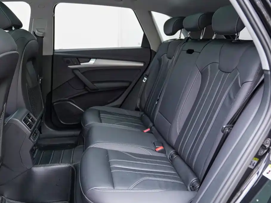 Audi Q5L — миниатюра 14