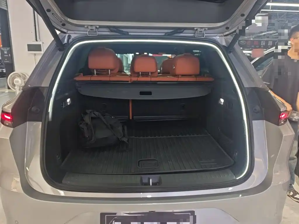 Li Auto Li L6 — миниатюра 19