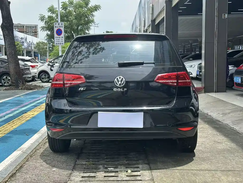 Volkswagen Golf — миниатюра 13