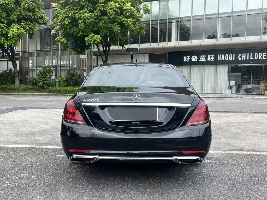 Mercedes-Benz S-Class — миниатюра 14