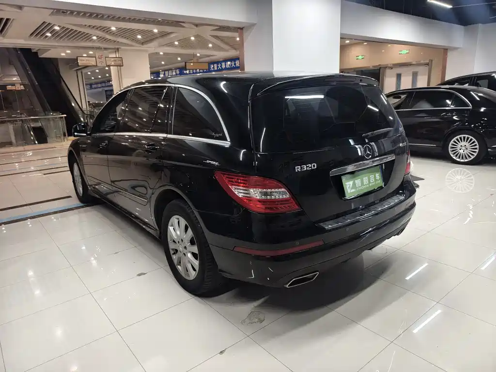 Mercedes-Benz R 2014 R 320 4MATIC