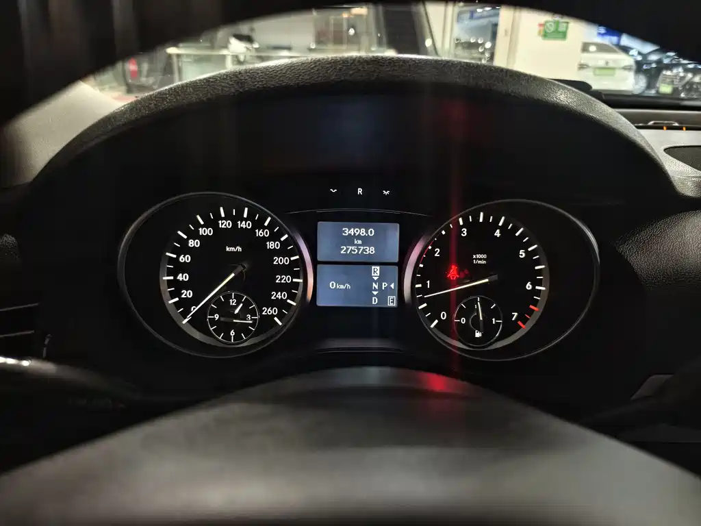 Mercedes-Benz R 2014 R 320 4MATIC