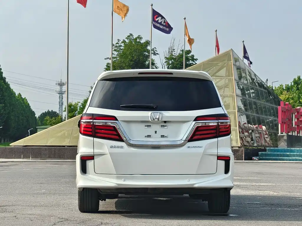 Honda Elysion — миниатюра 5