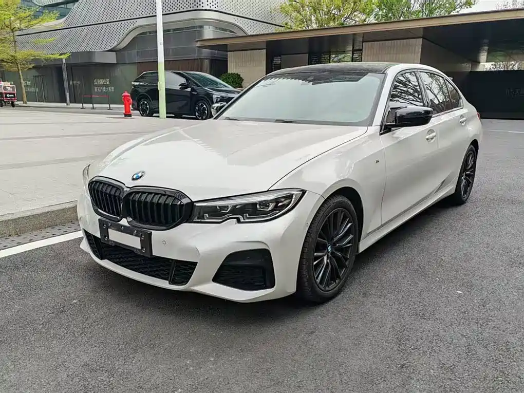 BMW 3 Series 2021