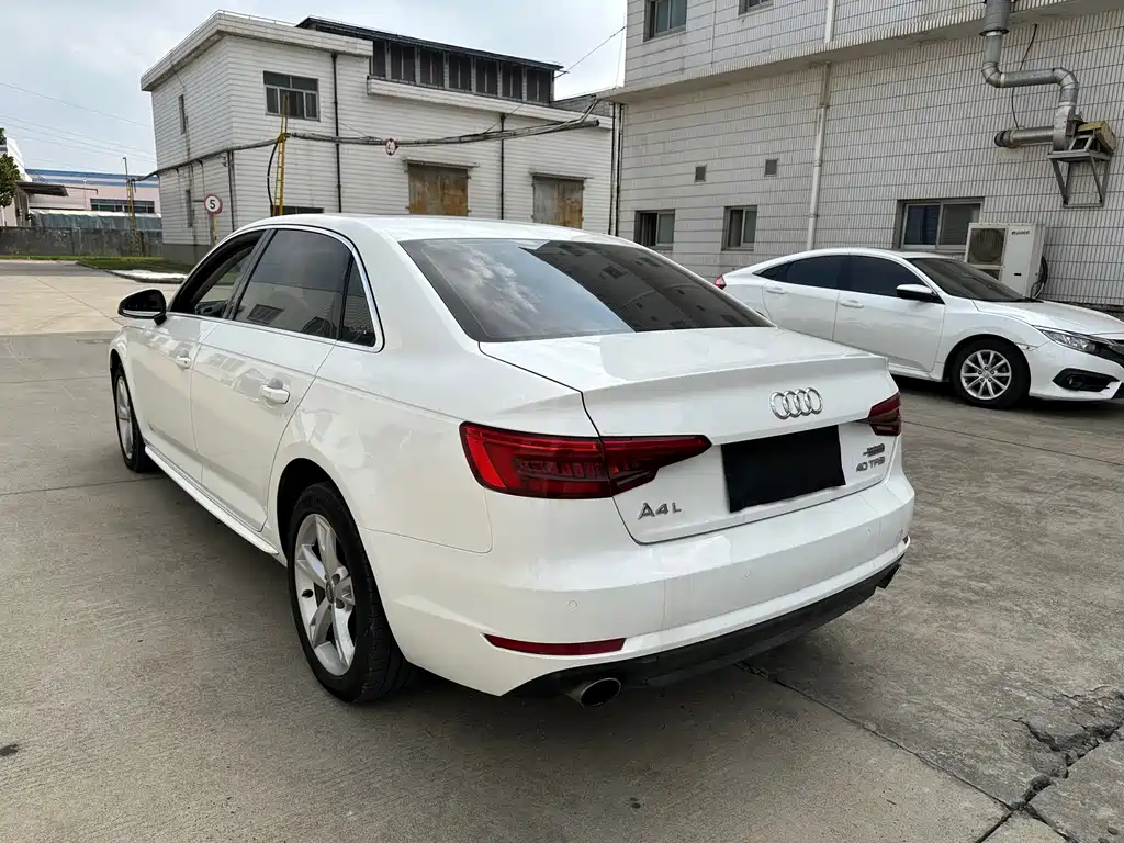Audi A4L — миниатюра 16