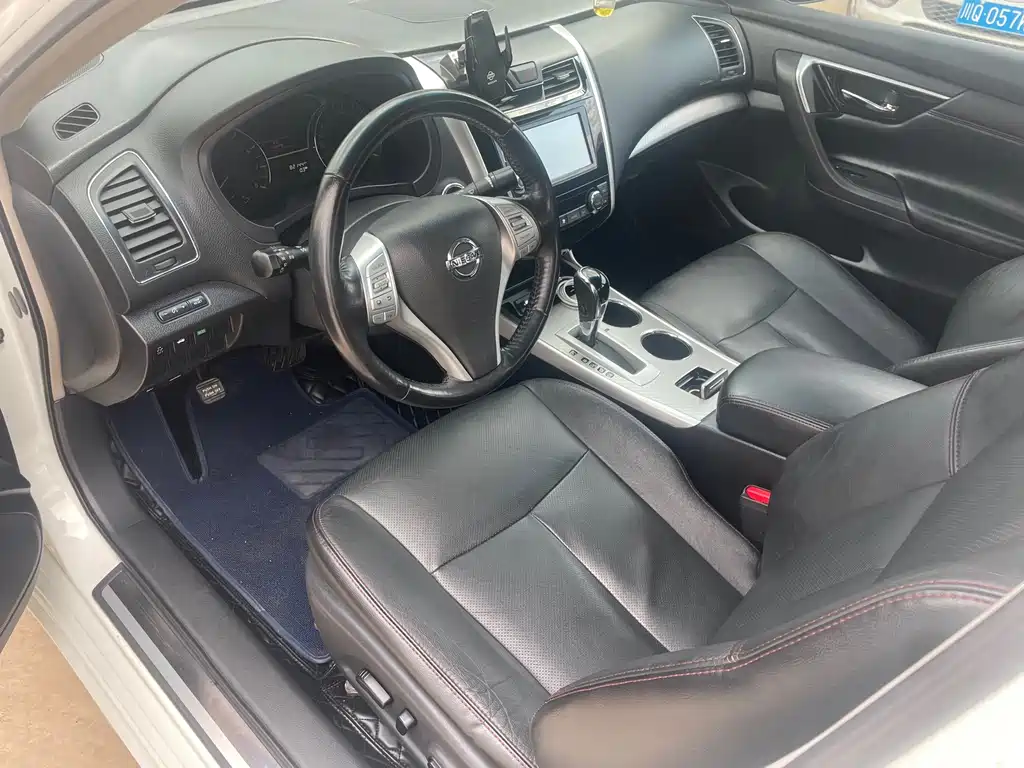 Nissan Teana — миниатюра 7
