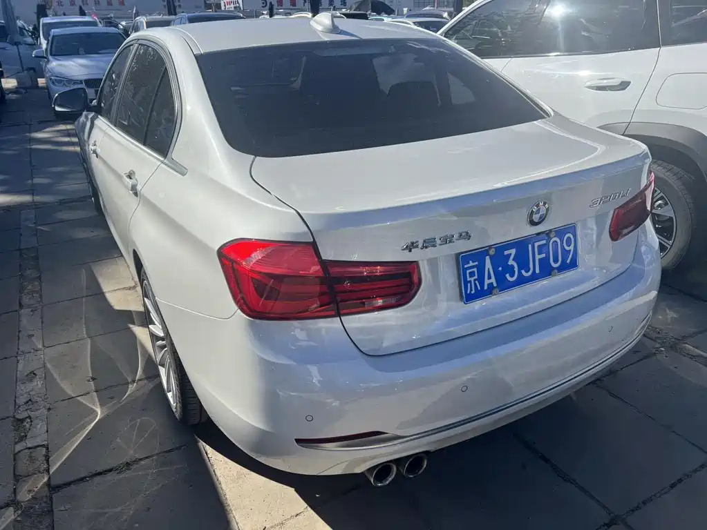BMW 3 Series — миниатюра 13