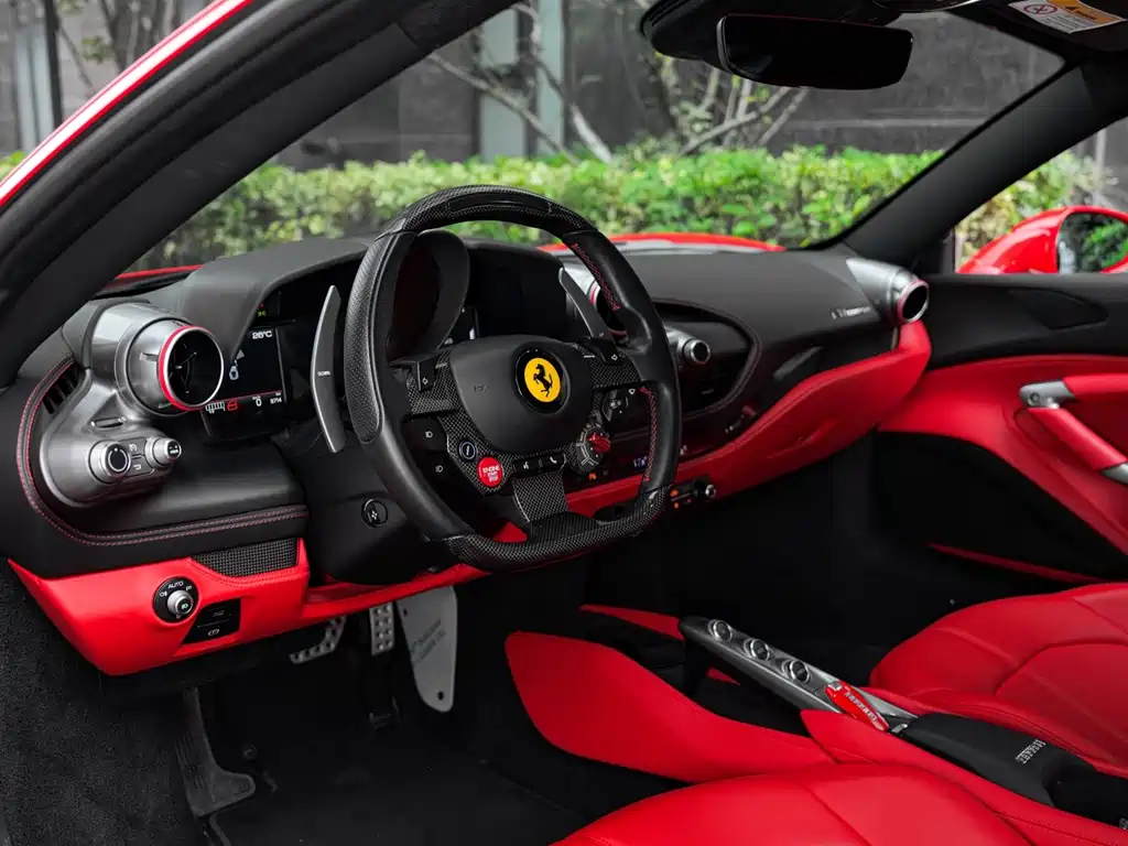 Ferrari F8 — миниатюра 13